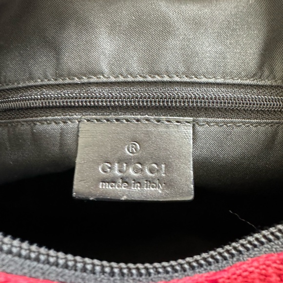 NWOT ❤️ GUCCI BUNDLE RED HOBO BAG W/COA & PRE LOVED MATCHING GG RED WALLET - Picture 10 of 11